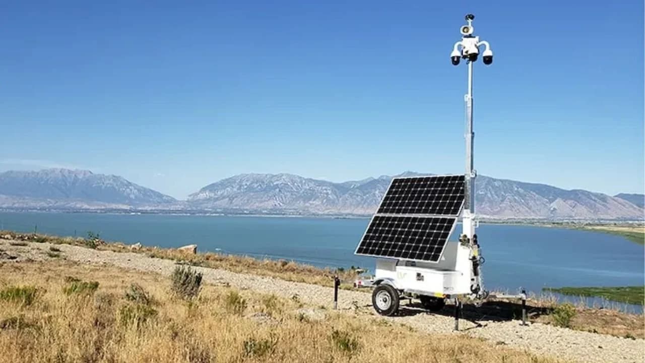 RadiusVision Mobile Max security trailer with HD cameras, strobe lights, and solar panels